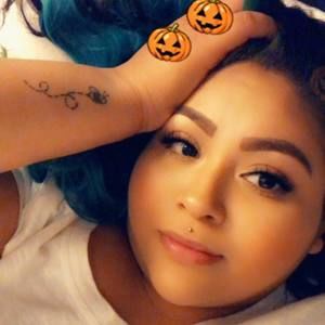 Meet your Posher, Yvonne